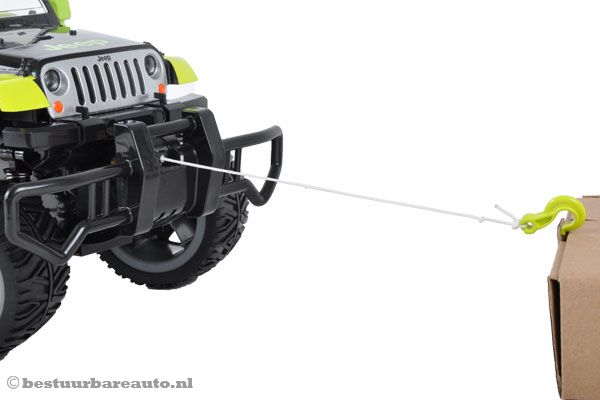 Met lier en te bedienen met afstandsbediening.